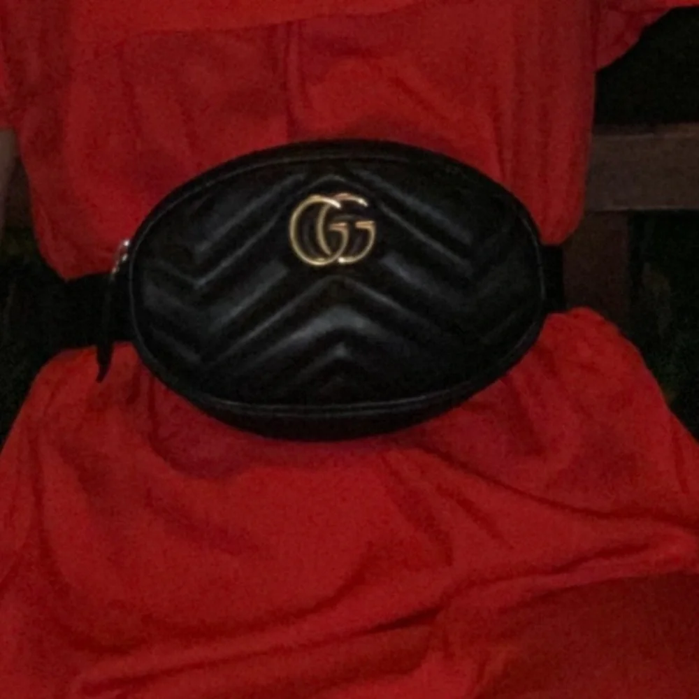 Authentic Gucci Black belt Bag - Picture 3 of 4